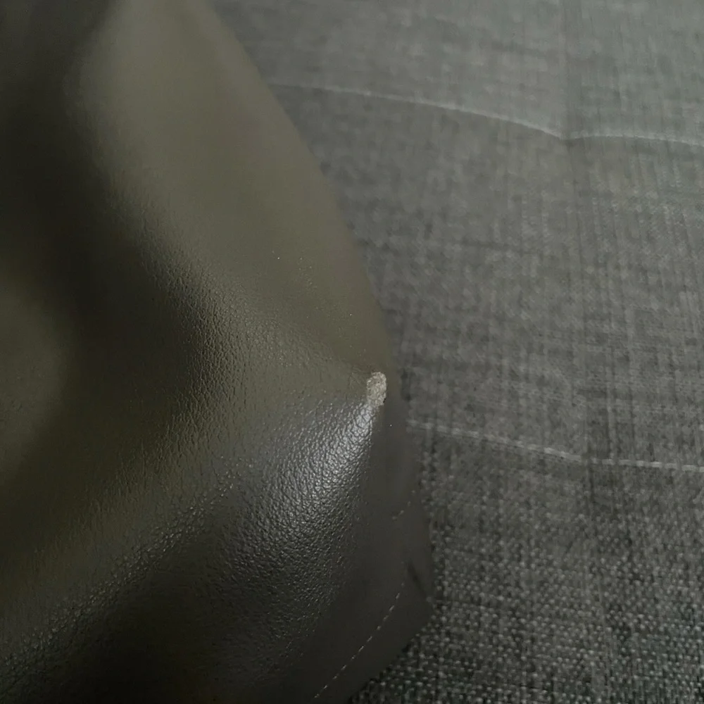 YSL Yves Saint Laurent grey tote with pouch - Picture 4 of 16